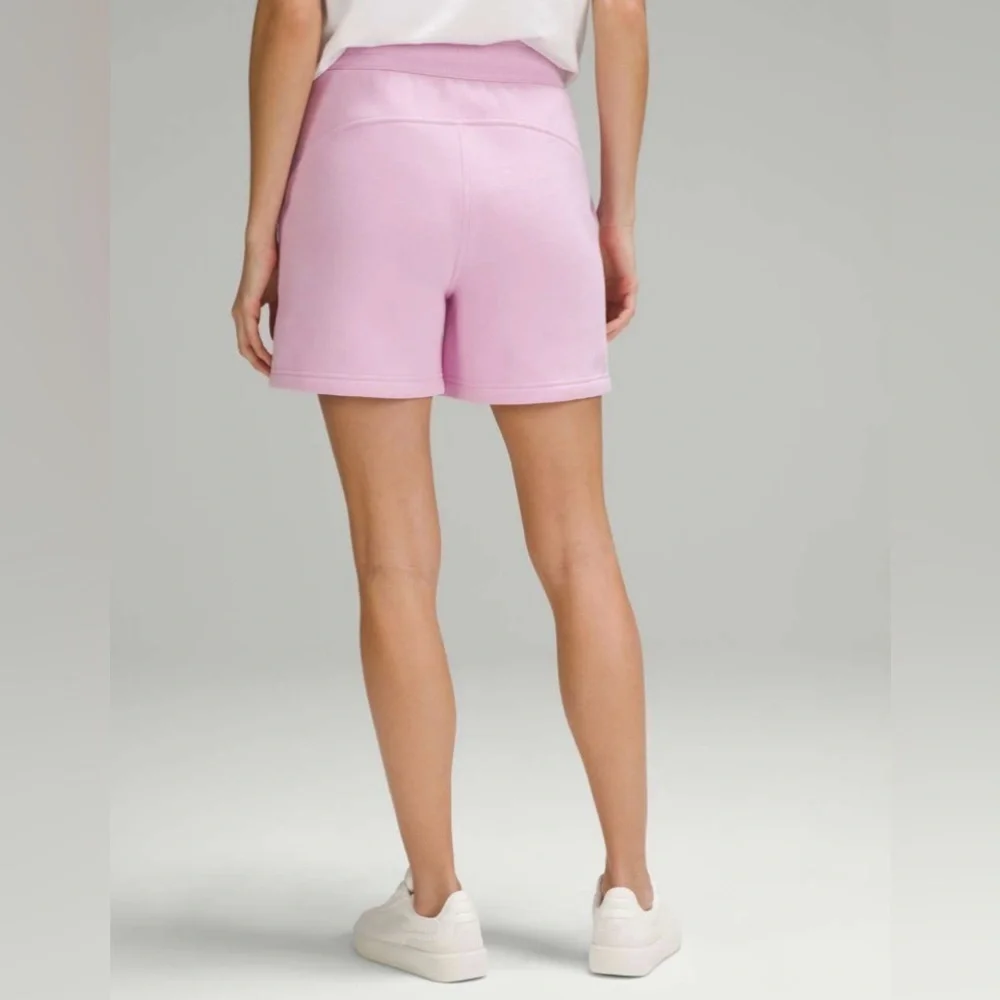 Lululemon Scuba High-Rise Short 5